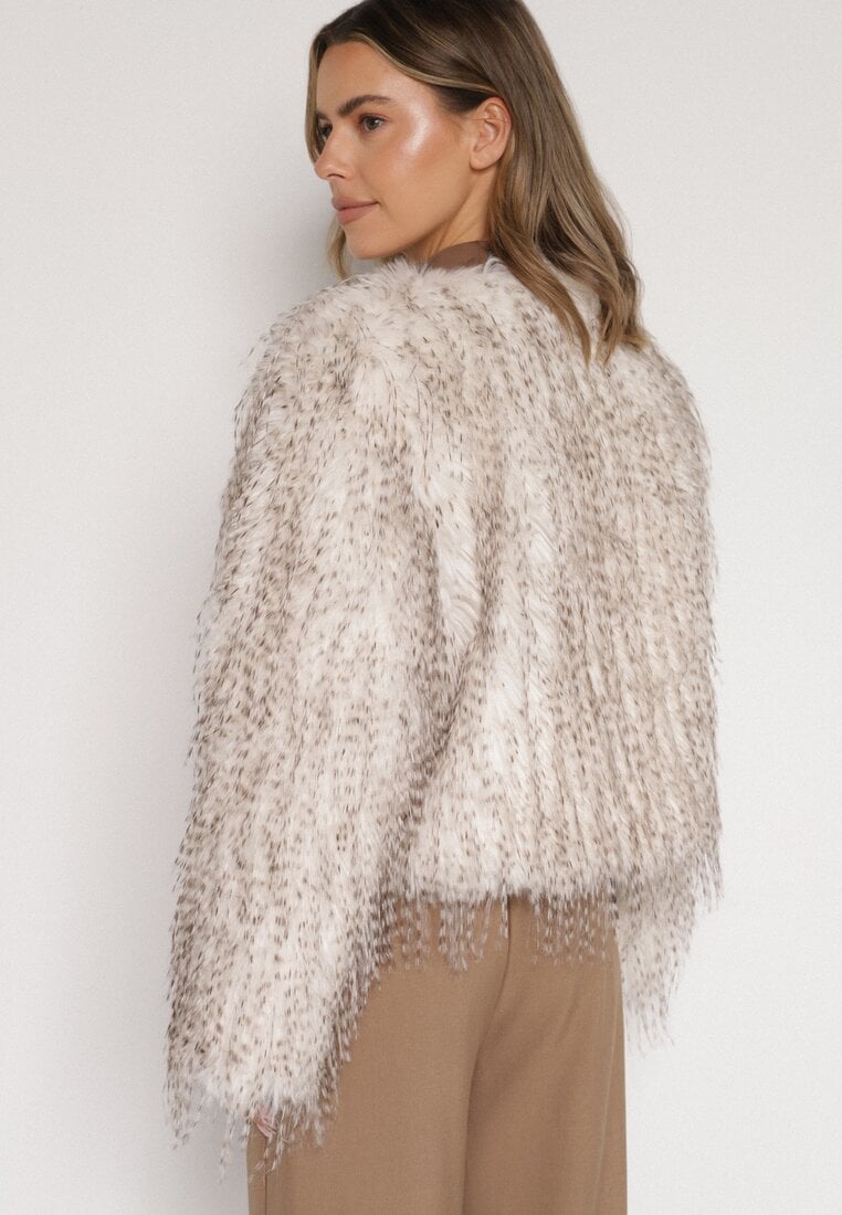 Biała Futrzana Kurtka z Cieniowanym Wzorem Tusvella