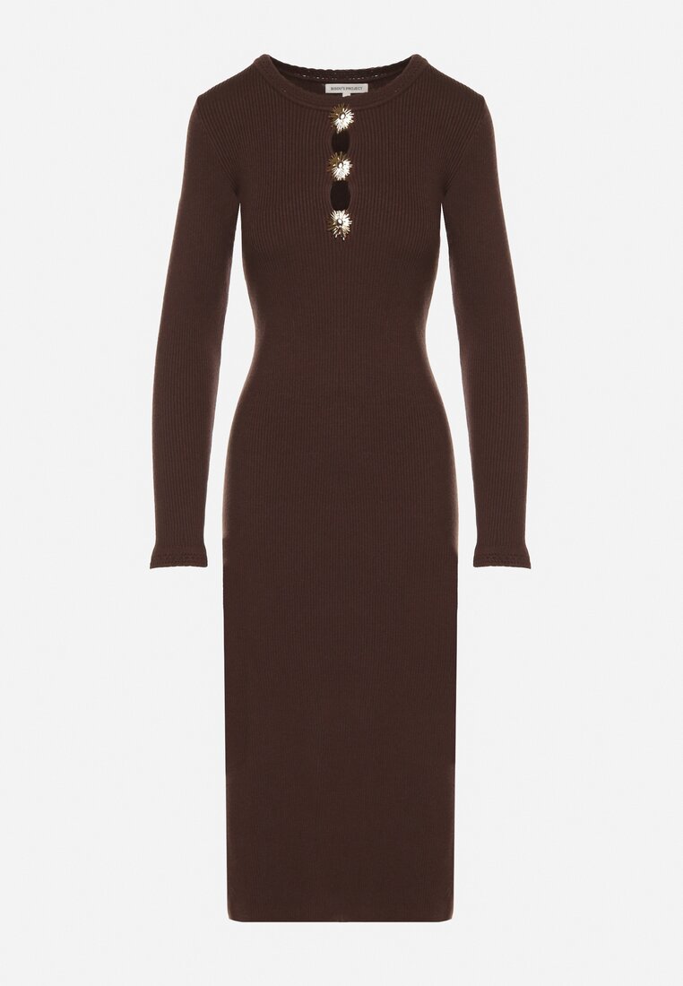 Brązowa Dopasowana Sukienka z Prążkowanej Dzianiny z Wiskozą z Aplikacjami Tusmana