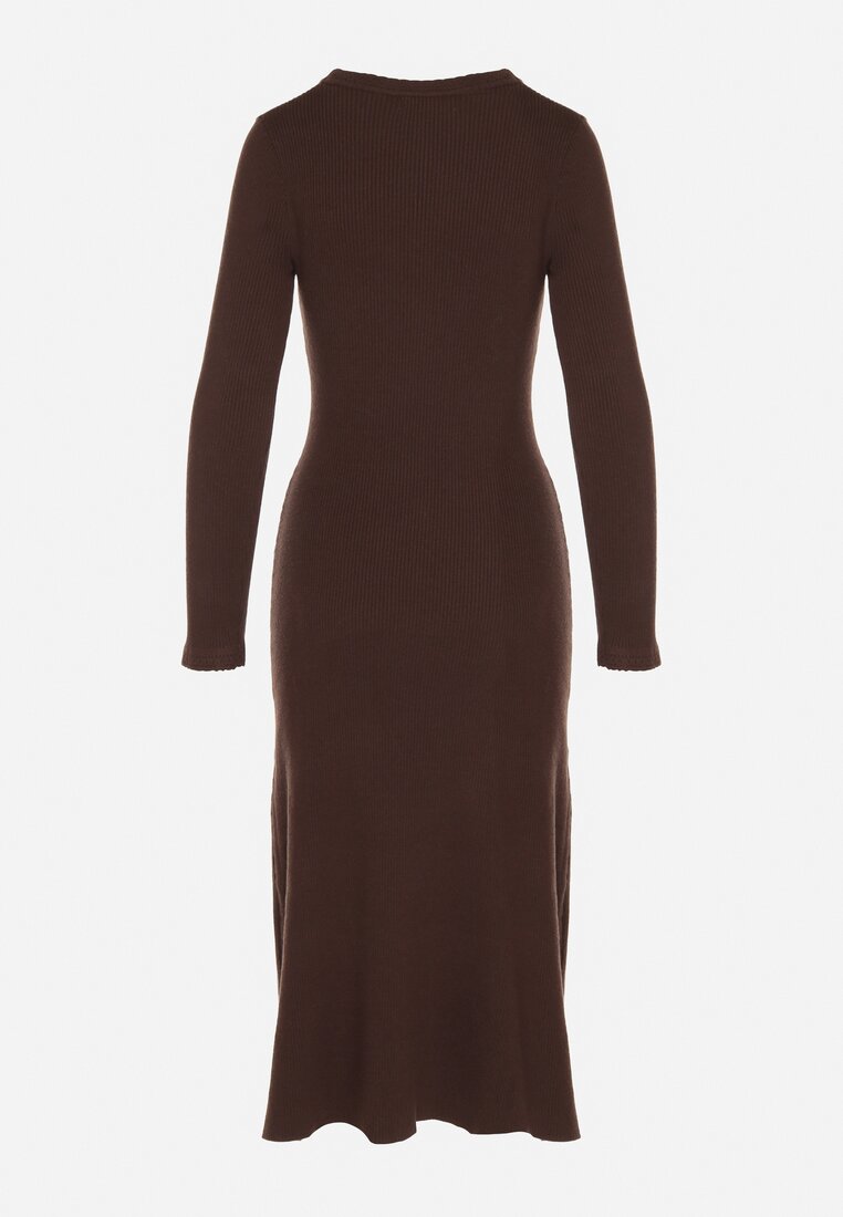 Brązowa Dopasowana Sukienka z Prążkowanej Dzianiny z Wiskozą z Aplikacjami Tusmana