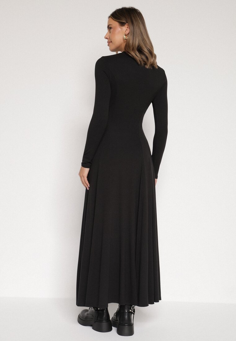 Czarna Bawełniana Sukienka o Rozkloszowanym Kroju Tuselenea