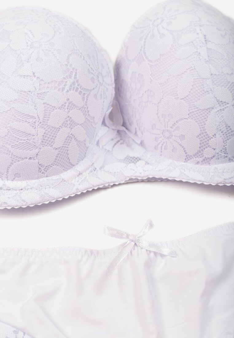 Biały Komplet Biustonosz i Majtki Typu Figi Ozdobiony Koronką Ezivane