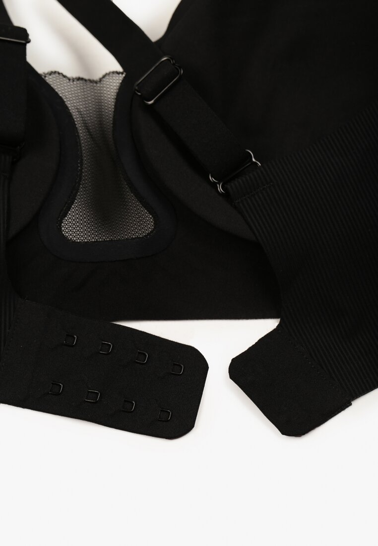 Czarny Biustonosz z Ozdobnym Wycięciem Ezirelle