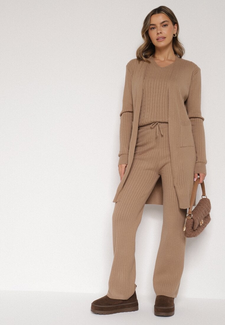 Ciemnobeżowy Komplet Dzianinowy z Bawełną Spodnie Kamizelka i Długi Kardigan Meviravia
