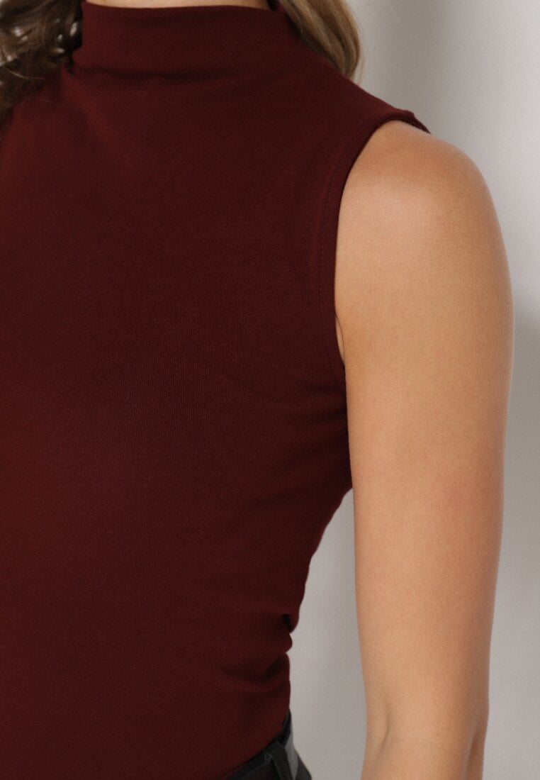 Bordowy Bawełniany Top o Dopasowanym Kroju z Półgolfem Unarisa