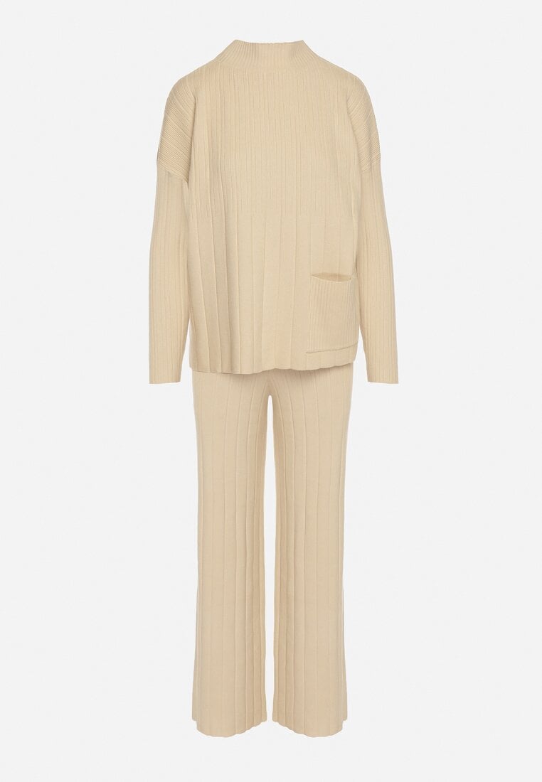 Beżowy Sweterkowy Komplet Sweter z Półgolfem i Szerokie Spodnie Alatusa