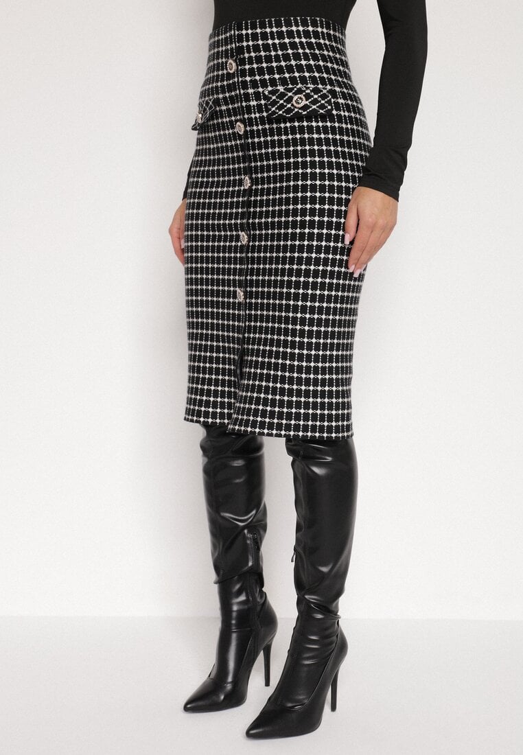 Czarno-Biała Ołówkowa Tweedowa Spódnica w Kraciasty Wzór z Guzikami Anitusa