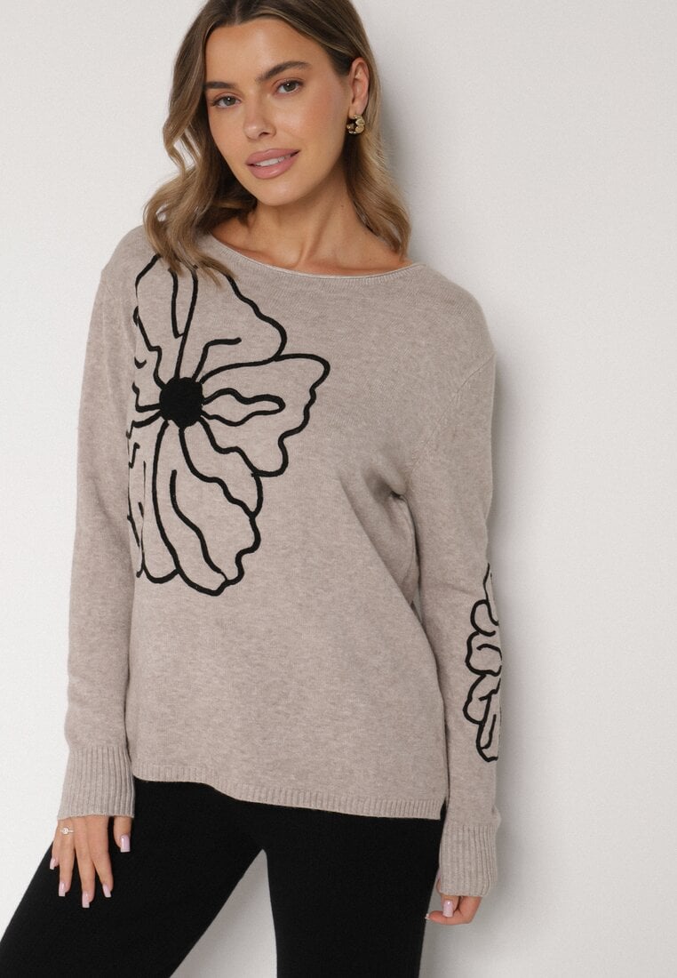 Beżowy Sweter Ozdobiony Haftowanymi Kwiatami Halatusea