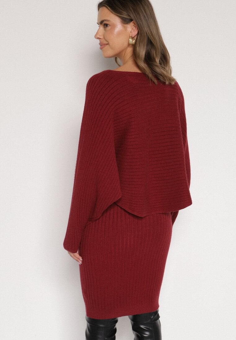 Czerwony Dzianinowy Komplet Prążkowany Sukienka i Sweter o Kroju Nietoperz Wederela