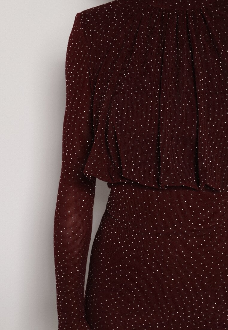 Bordowa Taliowana Sukienka z Bufiastą Górą Gumką w Pasie i Cyrkoniami Inweda