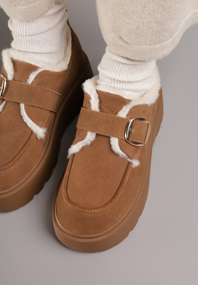 Jasnobrązowe Śniegowce na Grubej Podeszwie z Paskiem z Klamerką i Futerkiem Uwedina