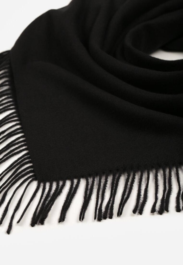 Czarny Trójkątny Szalik z Wiskozy i Bawełny z Frędzlami Vetirala