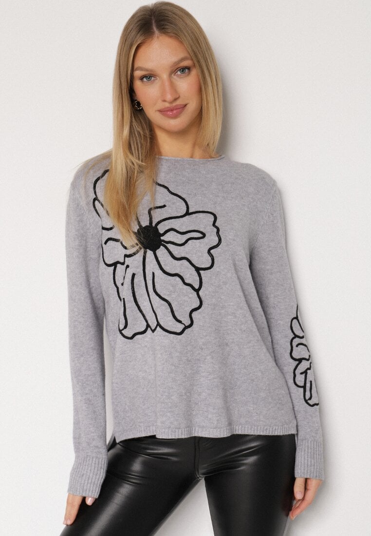 Szary Sweter Ozdobiony Haftowanymi Kwiatami Halatusea