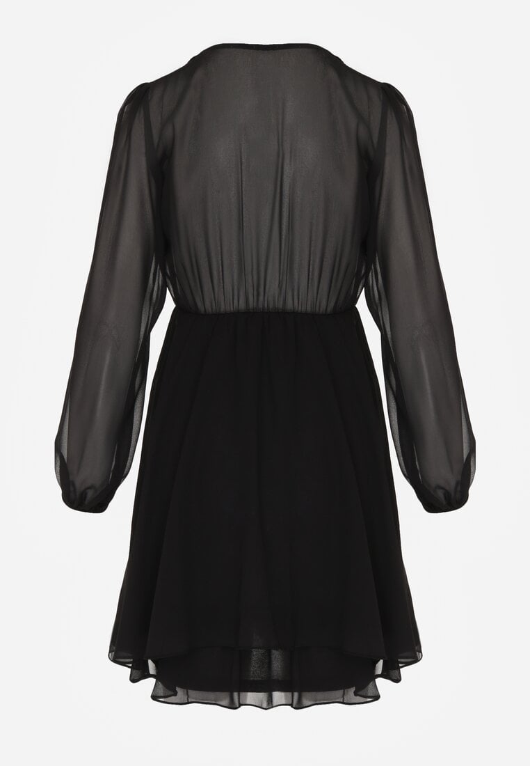 Czarna Rozkloszowana Sukienka z Siateczki z Kopertowym Dekoltem Zenessa