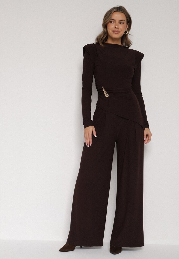 Brązowy Elegancki Komplet Szerokie Spodnie i Bluzka z Usztywnianymi Ramionami Sewesta