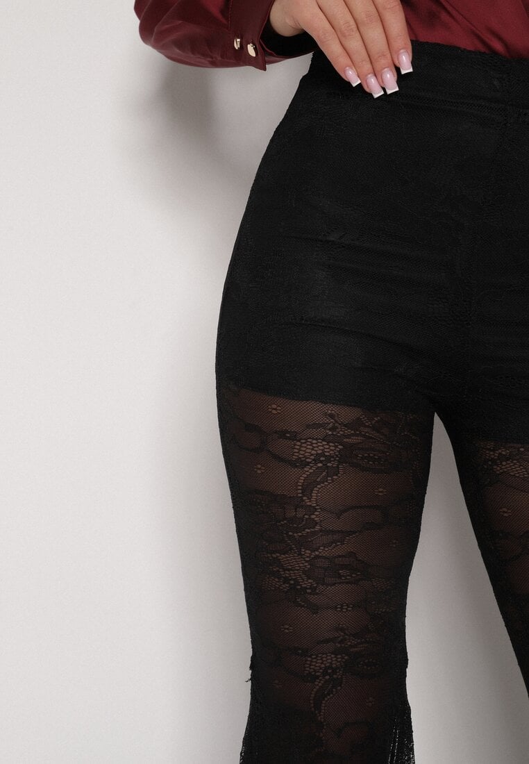 Czarne Koronkowe Spodnie Dzwony z Wysokim Stanem Solifera