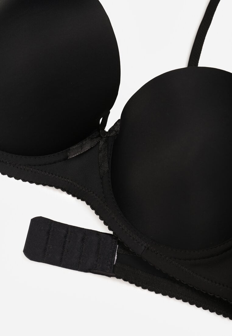 Czarny Klasyczny Biustonosz o Gładkim Wykończeniu Lamisa