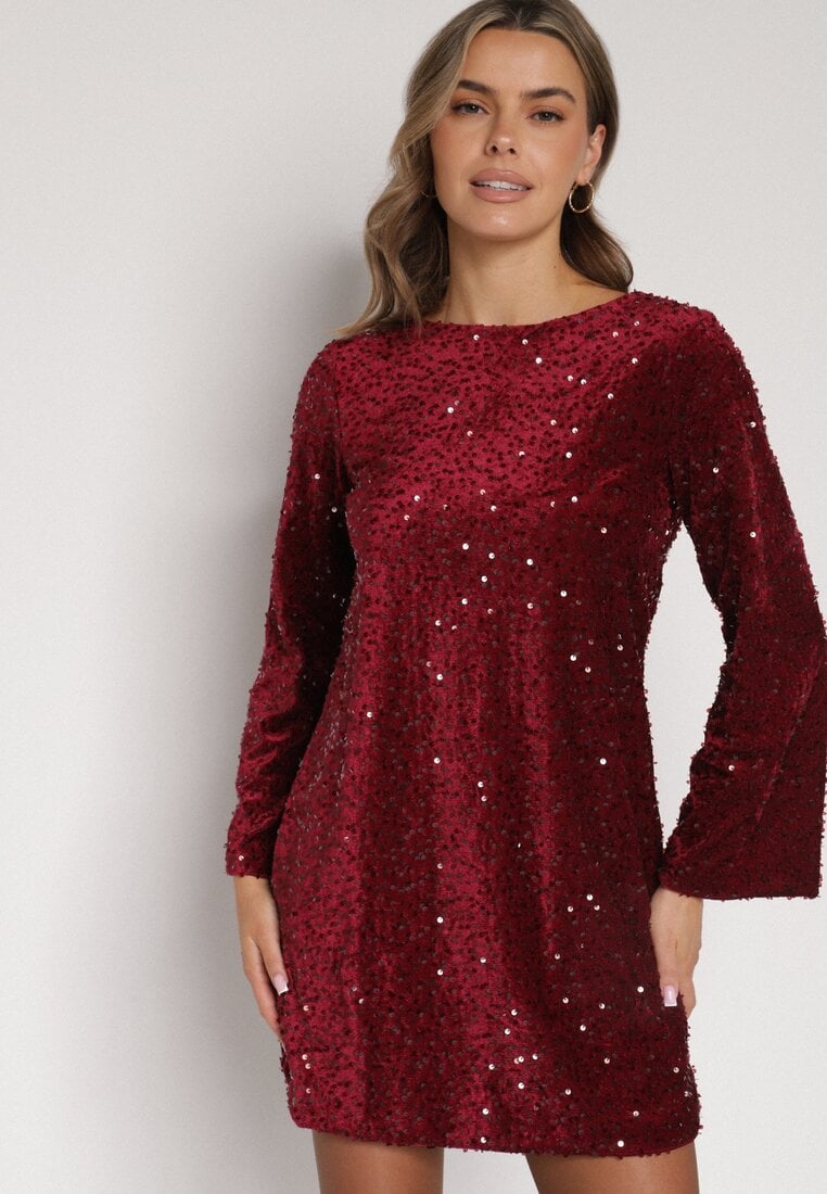 Czerwona Cekinowa Sukienka z Odkrytymi Plecami i Wiązaniem Diadina