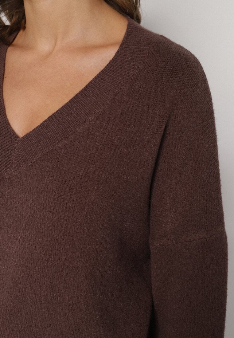 Barna pulóver