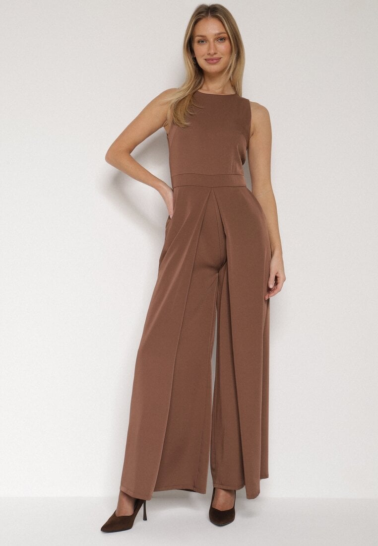 Brązowy Elegancki Kombinezon z Ozdobnymi Zakładkami Zellysha
