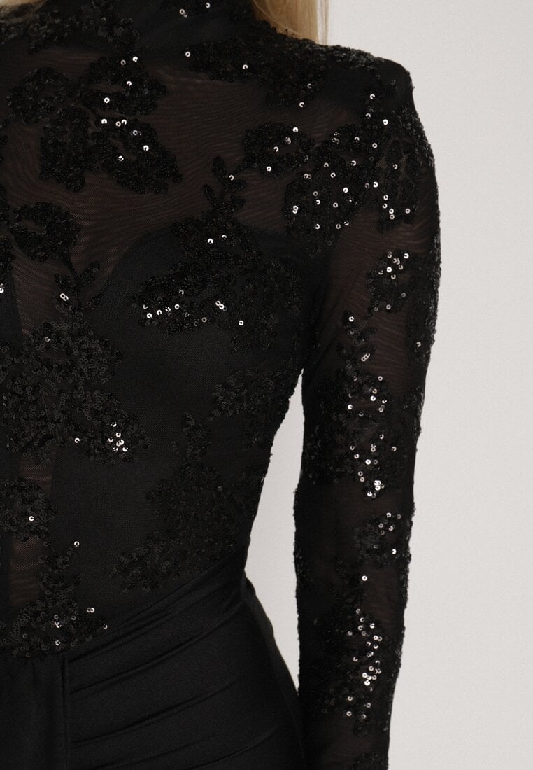 Czarna Cekinowa Sukienka Wieczorowa z Półgolfem i Trenem Eylnore