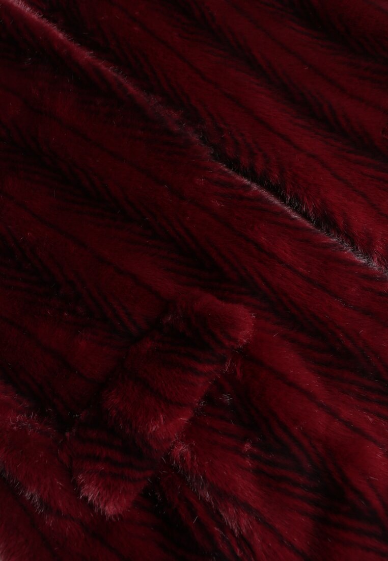 Bordowy Płaszcz Futerko o Kroju Oversize z Kieszeniami z Klapami Namys