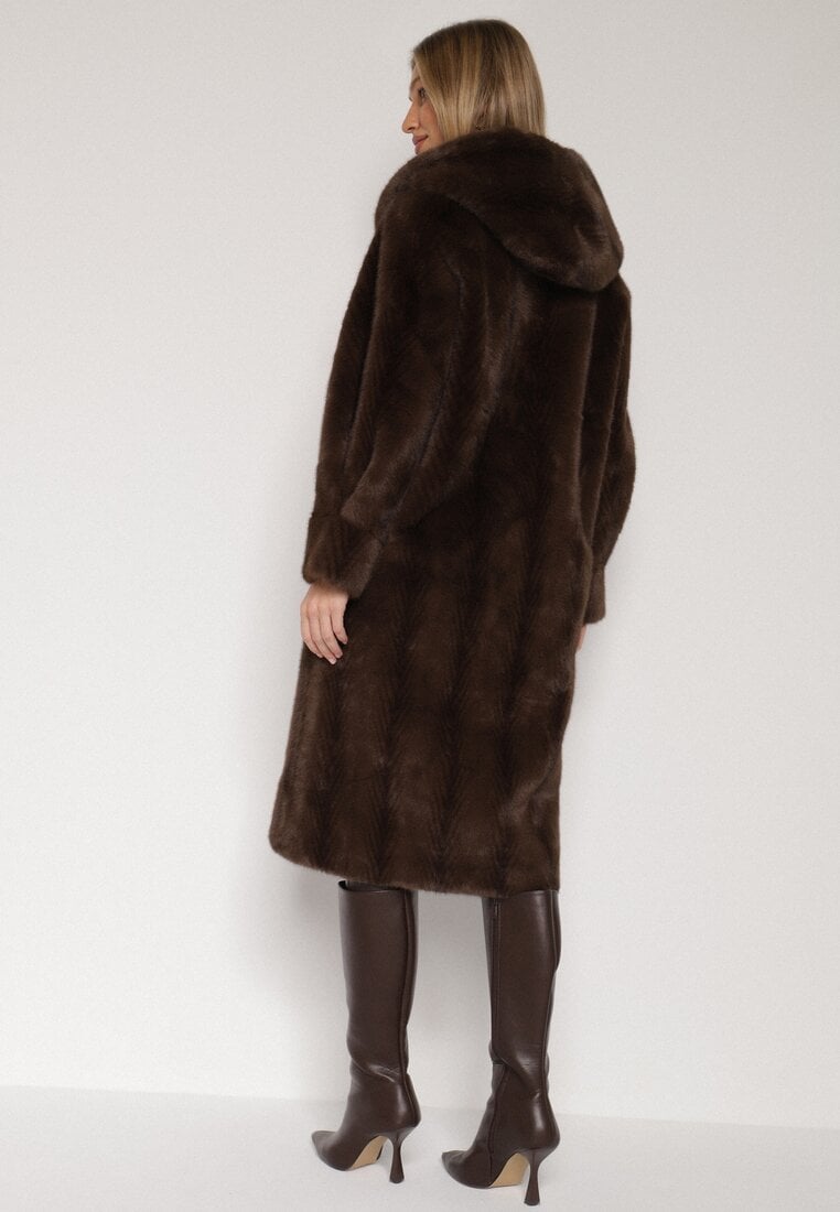 Brązowy Płaszcz Futerko w Pionowy Wzór z Kapturem Cahroris