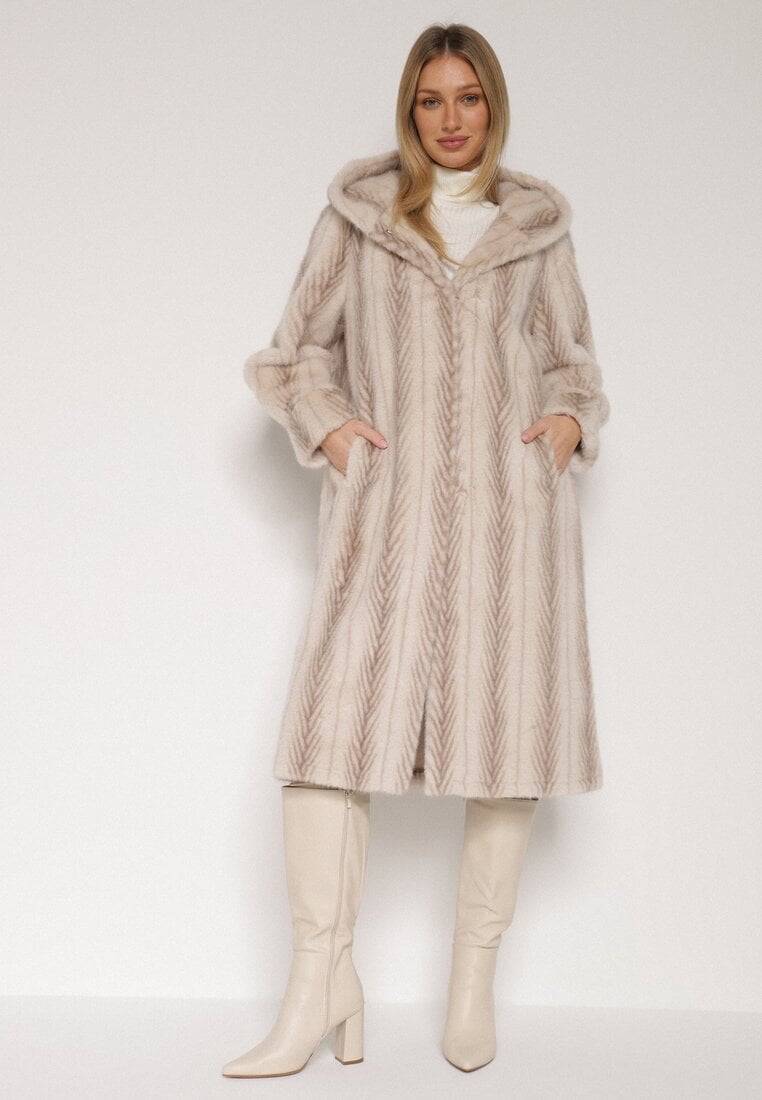 Jasnobeżowy Płaszcz Futerko w Pionowy Wzór z Kapturem Cahroris