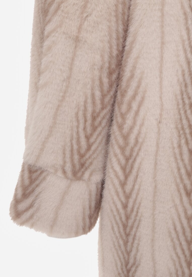 Jasnobeżowy Płaszcz Futerko w Pionowy Wzór z Kapturem Cahroris