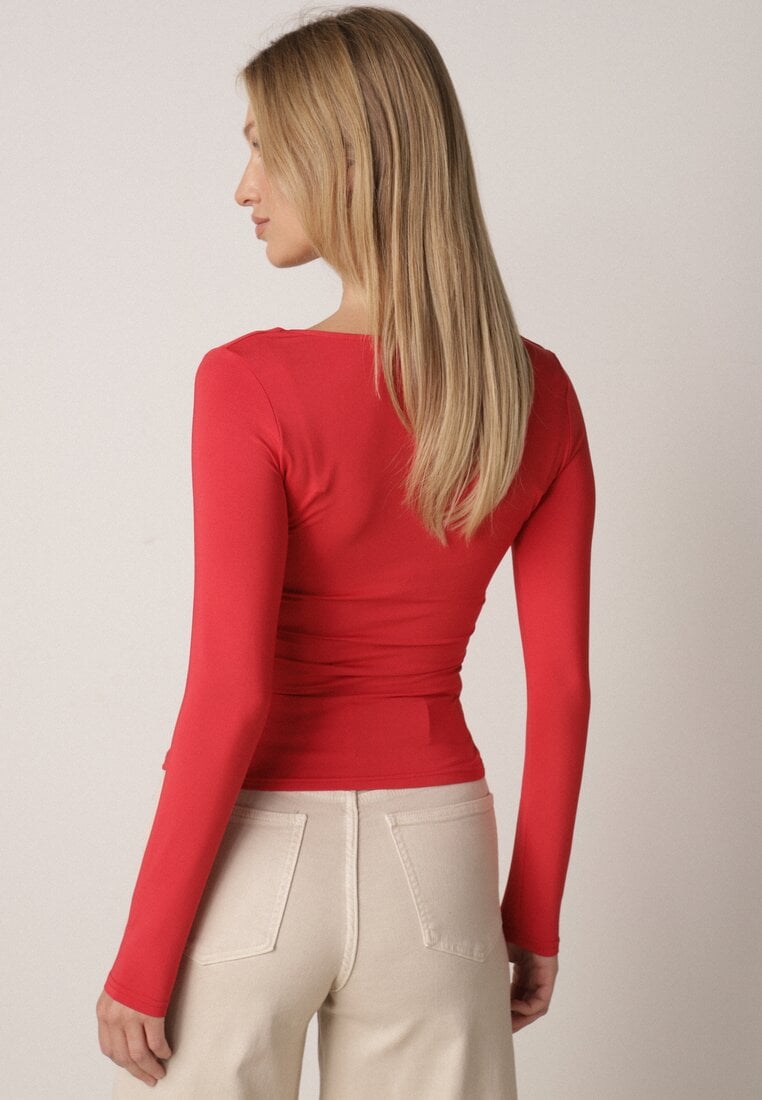 Czerwona Elastyczna Bluzka z Kwadratowym Dekoltem z Wiskozą Doriore