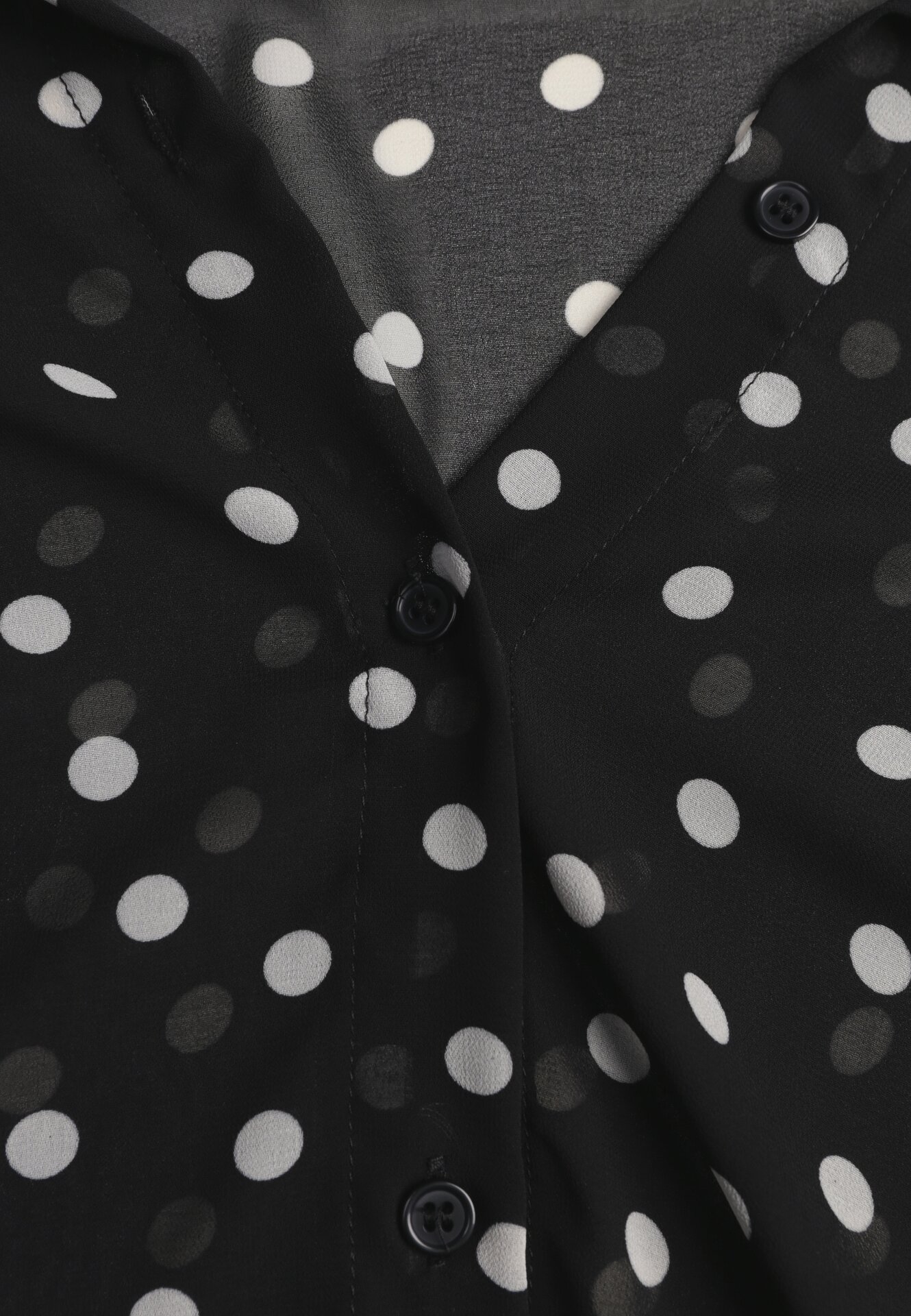 Czarna Półtransparentna Koszula w Groszki z Wiązaniem z Wiskozy i Bawełny Iamine