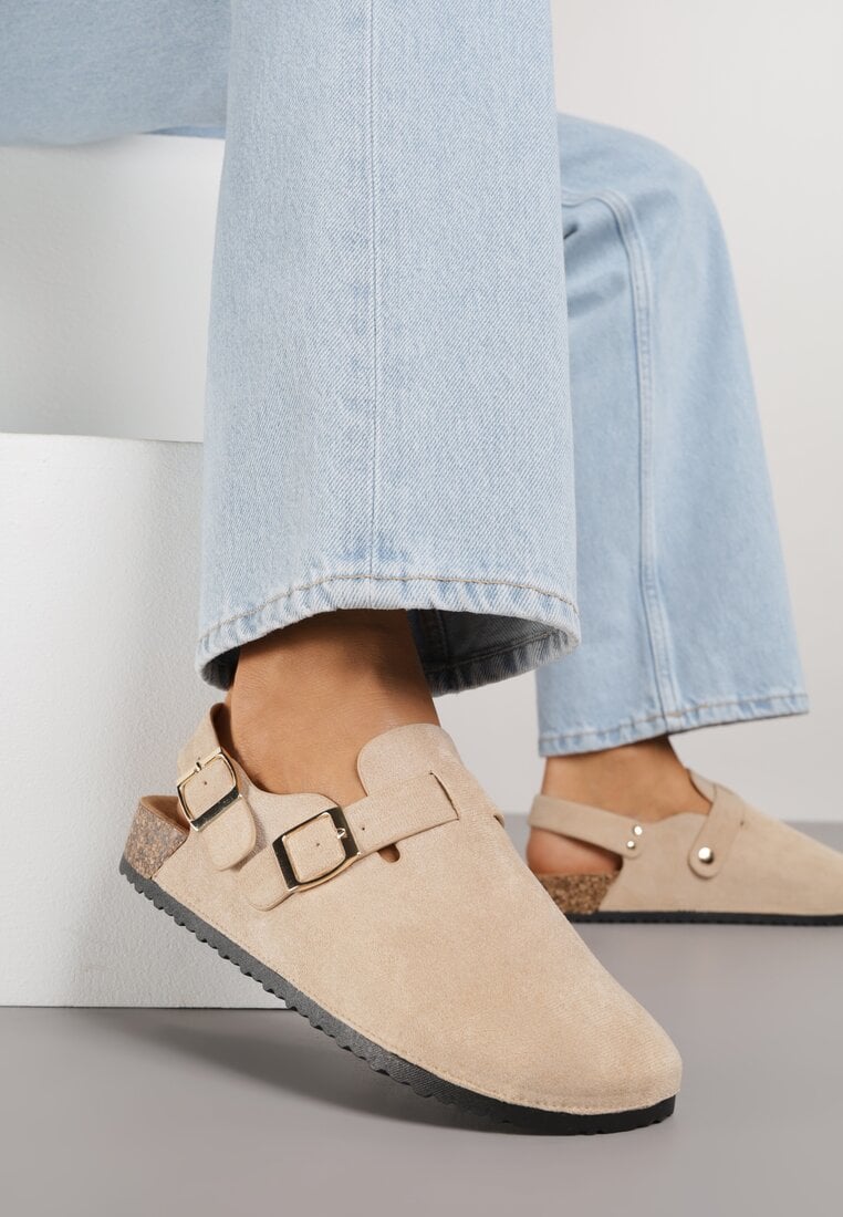 Beżowe Sandały w Stylu Chodaków Ozdobione Klamrami Qyrraya