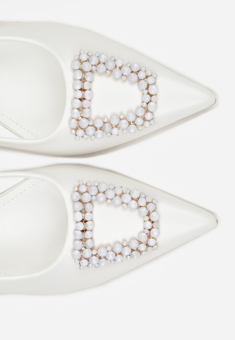 Białe Sandały na Szpilce z Cyrkoniową Klamrą Starstone