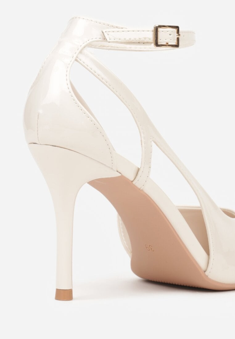 Jasnobeżowe Lakierowane Szpilki Ozdobione Wycięciami Ynisorin