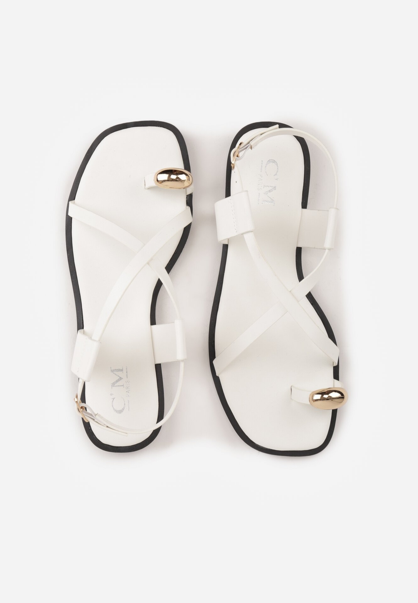 Białe Sandały w Stylu Japonek z Metaliczną Ozdobą Catelin