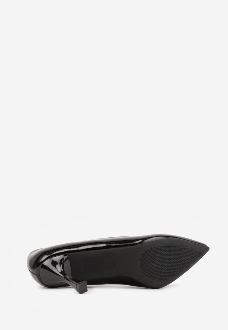 Czarne Lakierowane Czółenka na Szpilce z Ozdobą Aroanoire