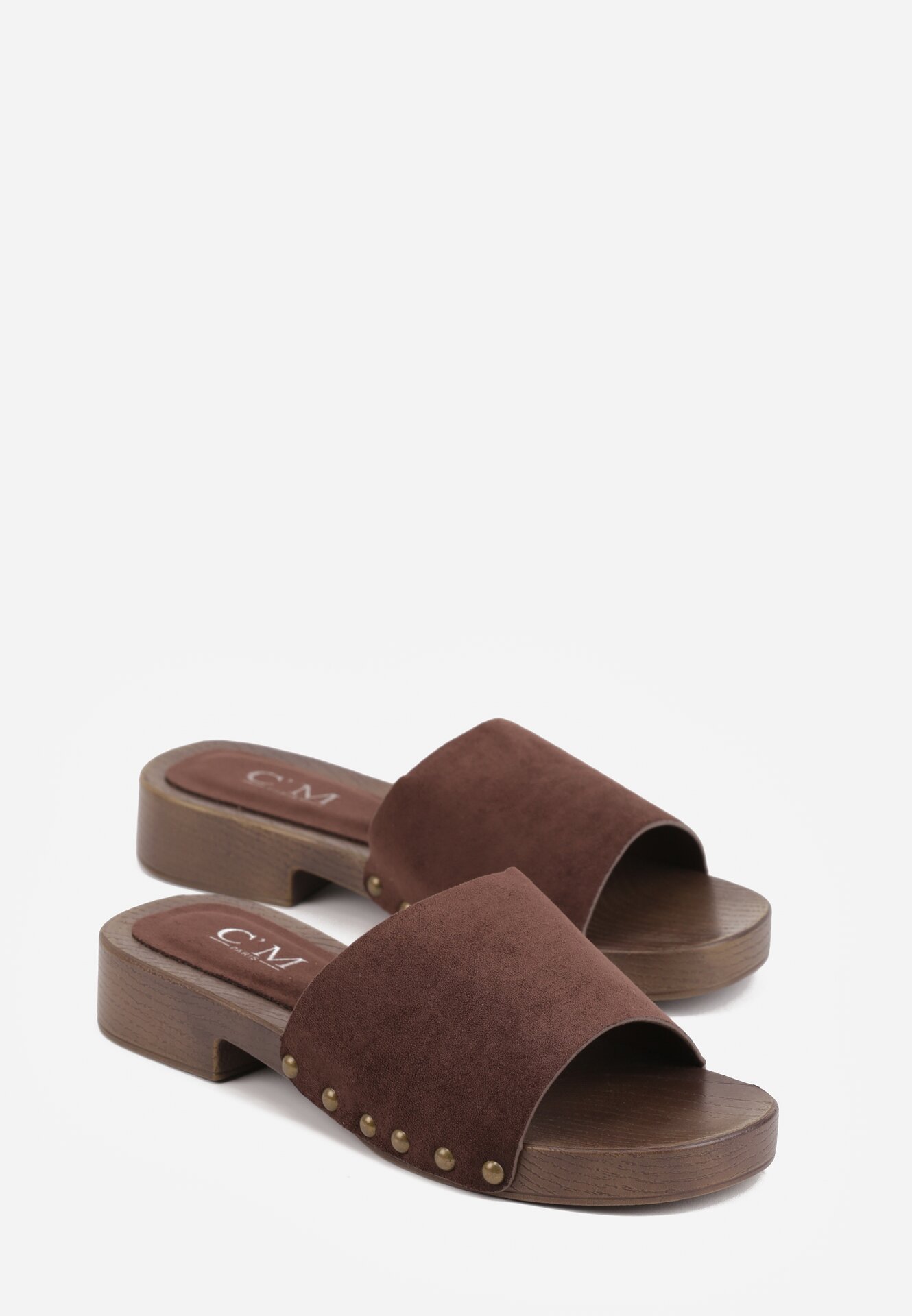 Ciemnobrązowe Klapki Ozdobione Nitami Jehlone