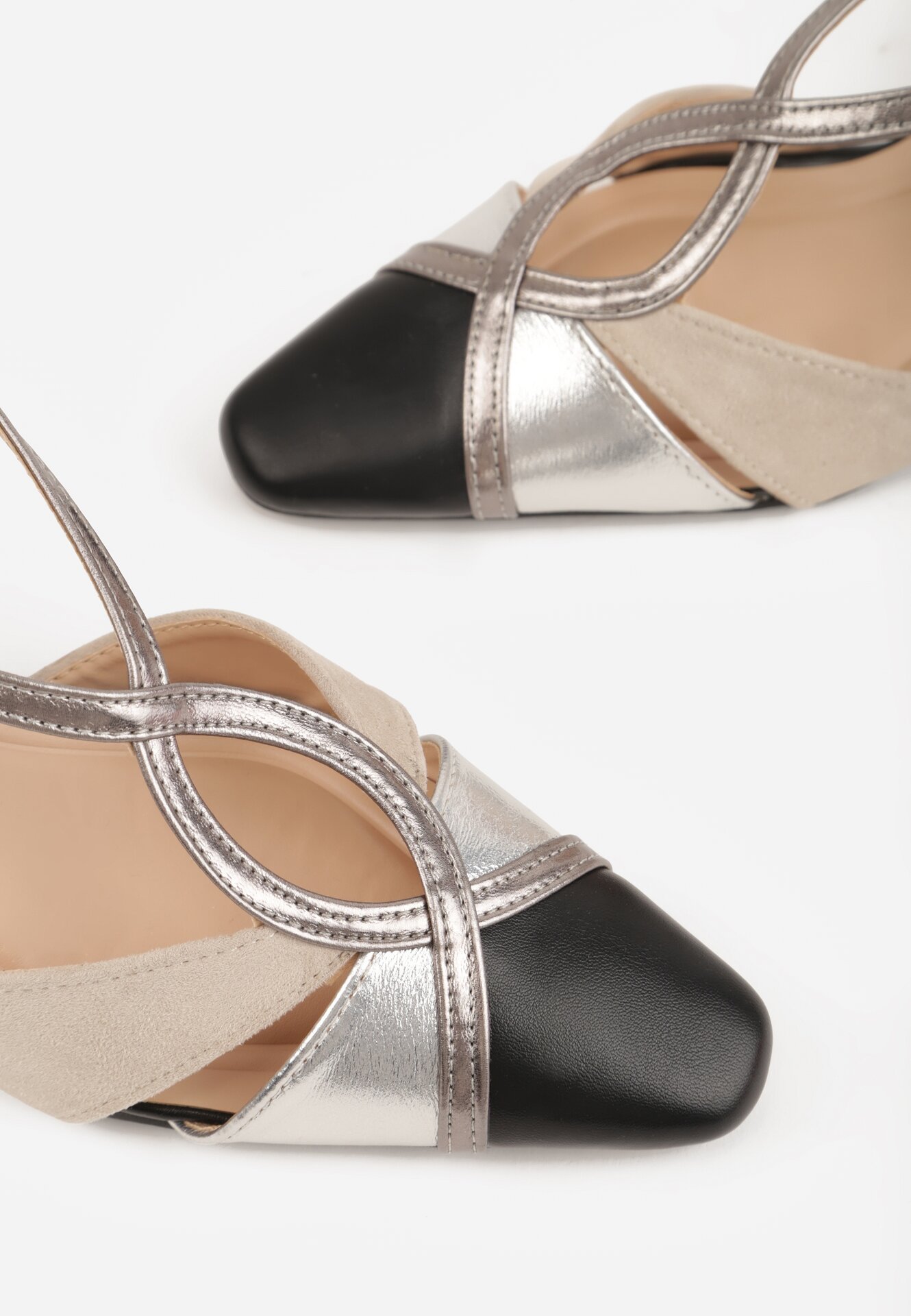 Czarne Czółenka na Stożkowym Obcasie z Metalicznymi Paskami Iphophi