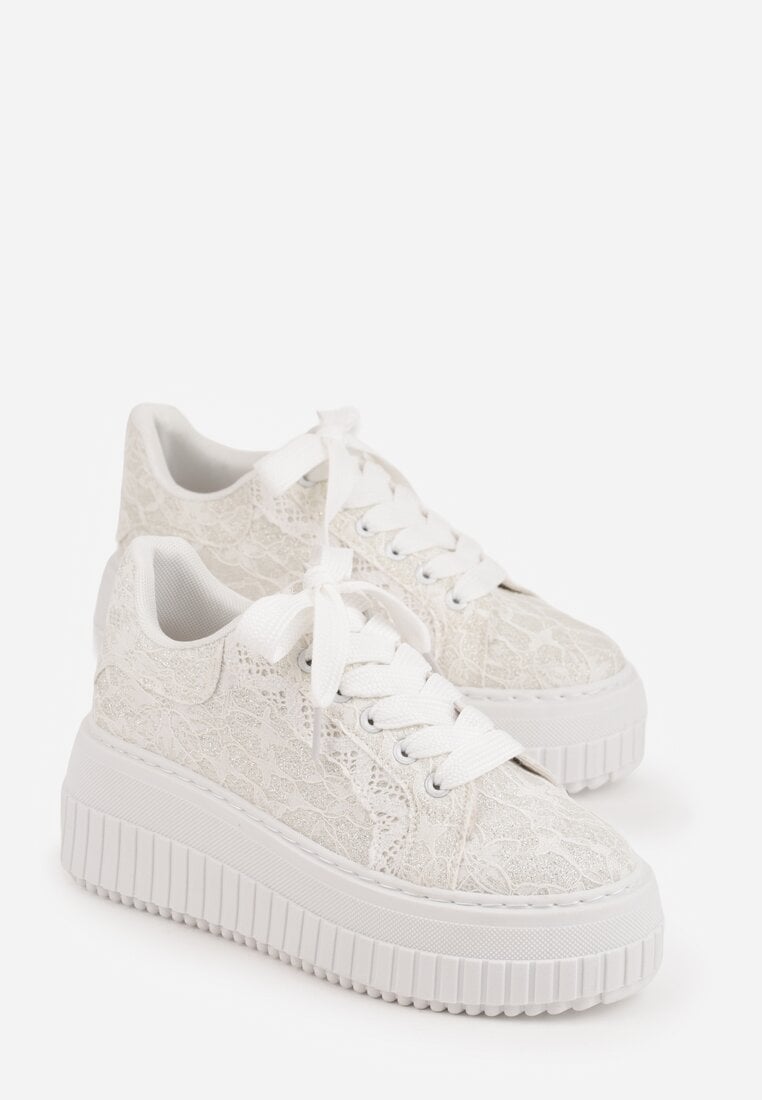 Białe Sneakersy na Grubej Tłoczonej Platformie Ozdobione Brokatem i Koronką Zellysh