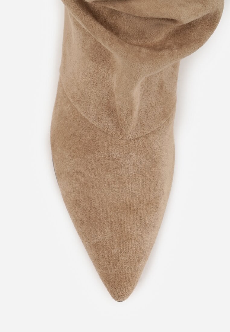 Ciemnobeżowe Botki na Szpilce z Marszczoną Cholewką Hailenia