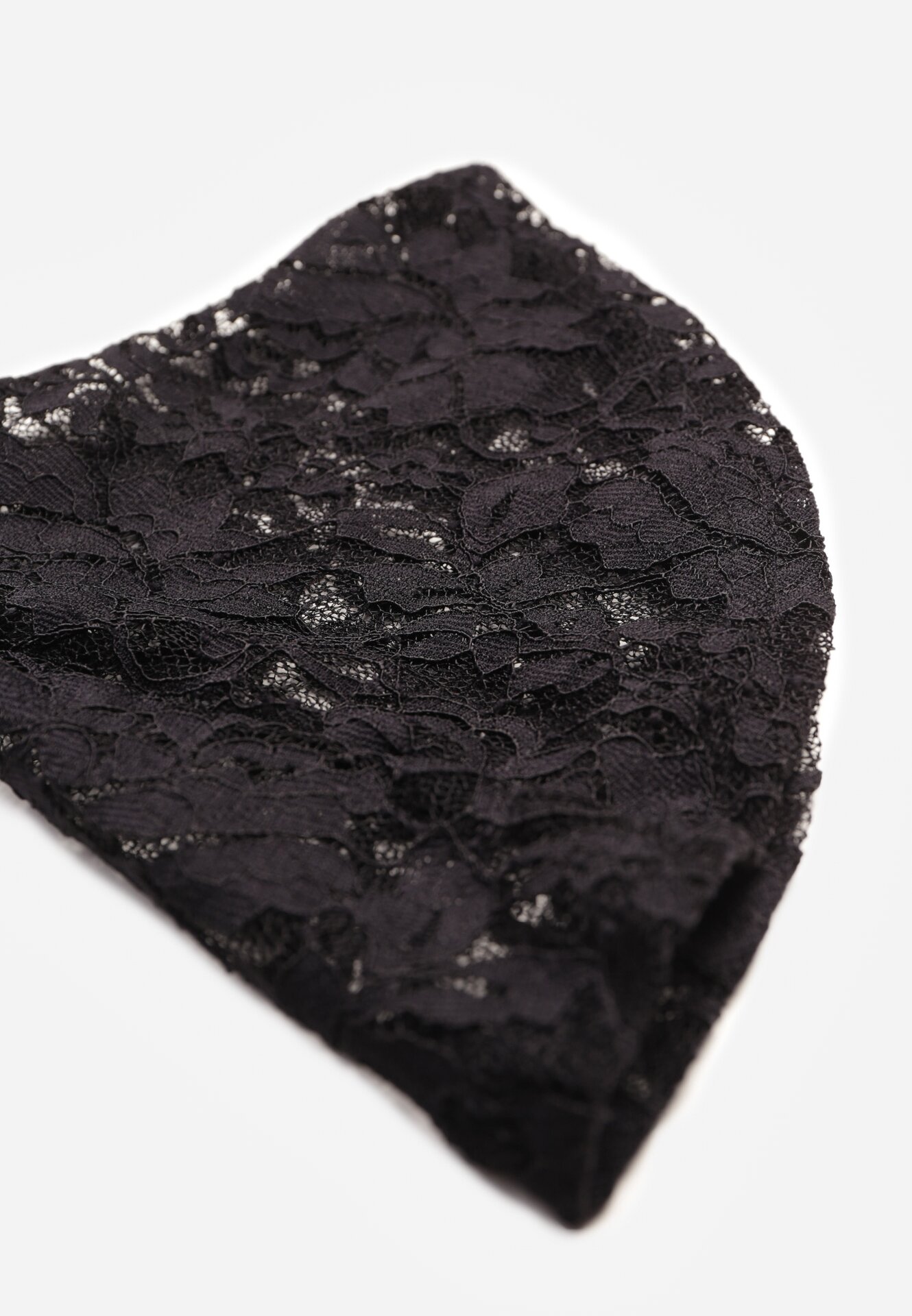 Czarna Koronkowa Sukienka VICES o Eleganckim Kroju z Wiązaniem na Plecach Irinlenne