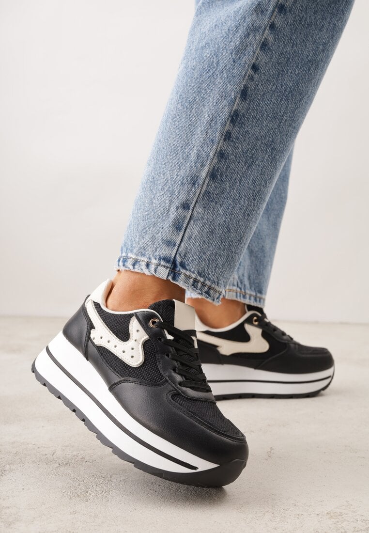 Czarne Sneakersy na Grubej Podeszwie z Perforacją i Tweedowymi Wstawkami Idaphyphe