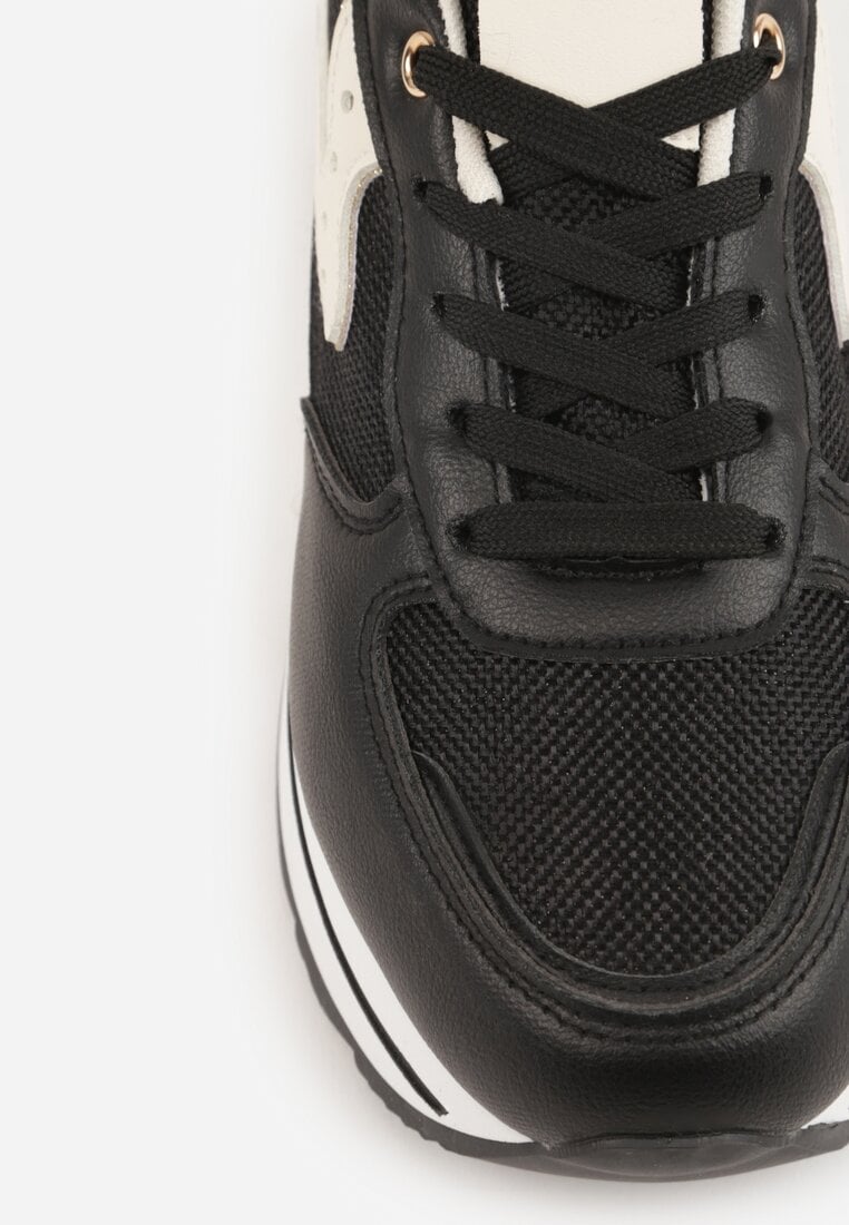 Czarne Sneakersy na Grubej Podeszwie z Perforacją i Tweedowymi Wstawkami Idaphyphe