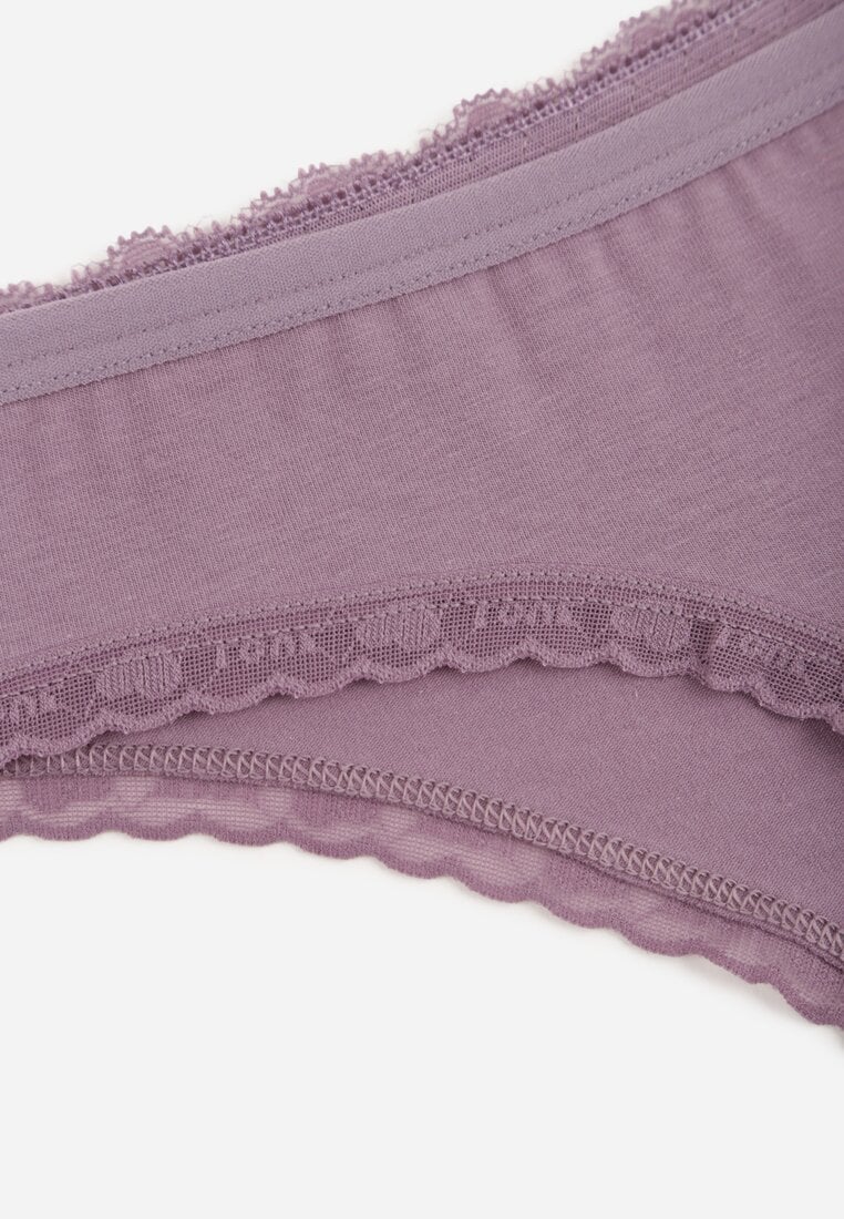 Fioletowe Majtki z Bawełną Typu Stringi Ozdobione Koronką Cirilise