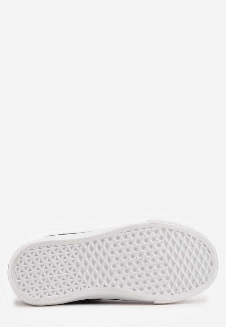 Czarne Trampki Ozdobione Przeszyciami Adrearea