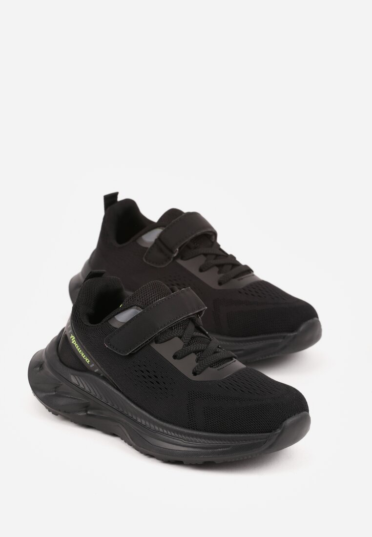 Czarne Buty Sportowe Sneakersy na Grubej Podeszwie z Tłoczeniem Hyrene