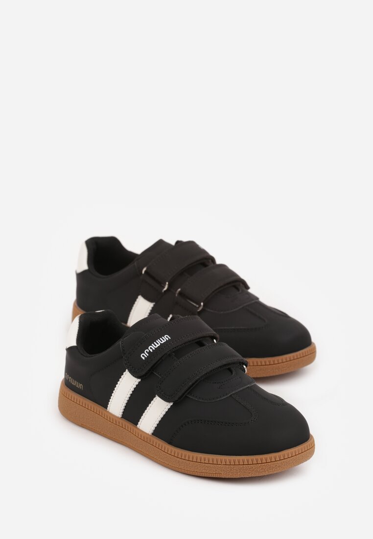 Czarne Buty Sportowe Sneakersy ze Skórzaną Wkładką i Ozdobnymi Paskami  Menilane