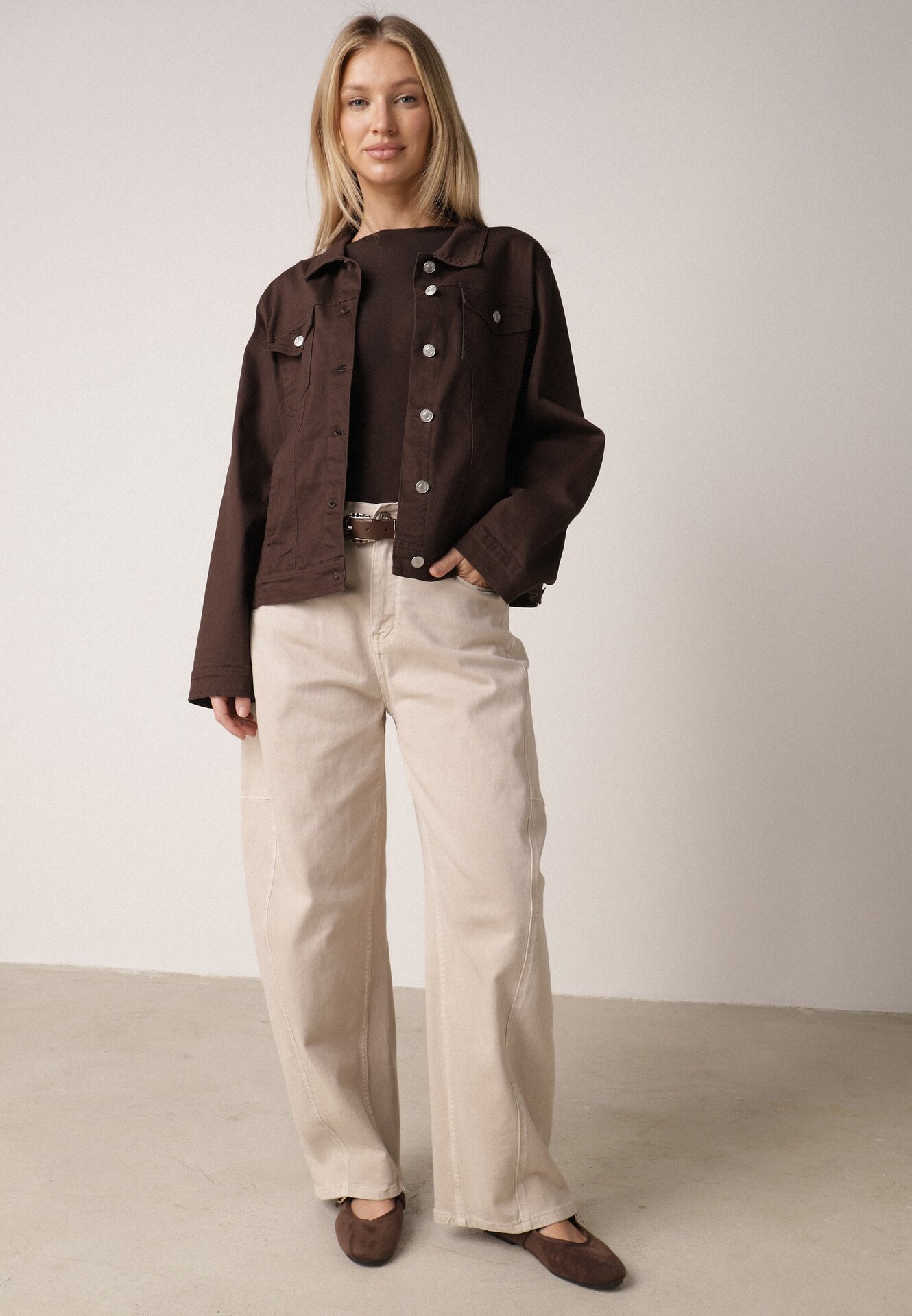 Ciemnobrązowa Bawełniana Kurtka Jeansowa Perimea