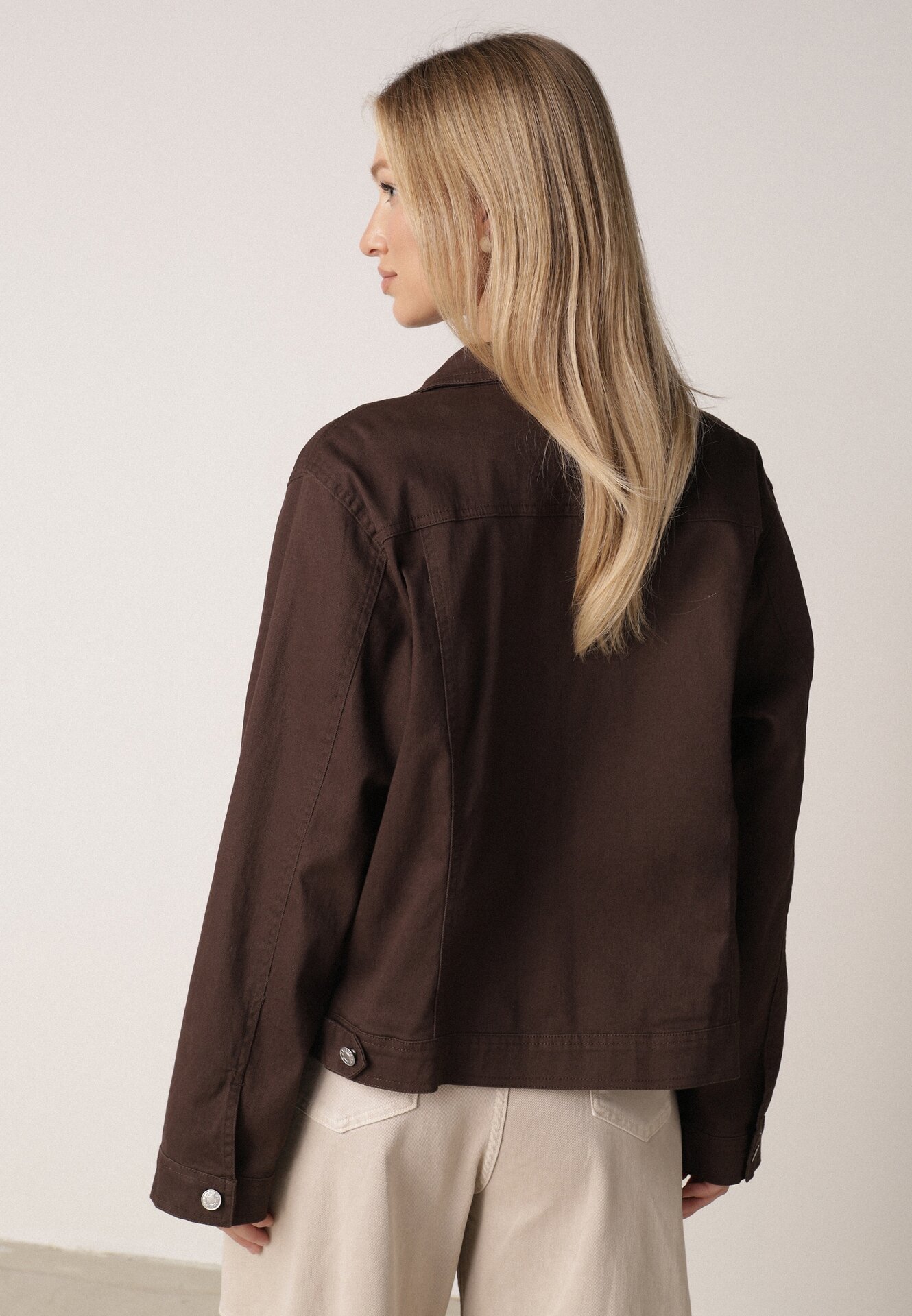 Ciemnobrązowa Bawełniana Kurtka Jeansowa Perimea