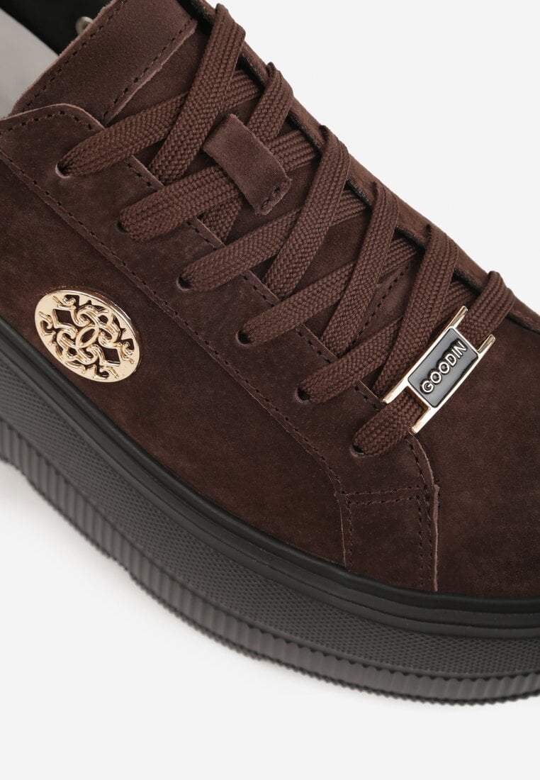 Brązowe Sneakersy Skórzane na Grubej Podeszwie z Plecionym Paskiem i Ozdobą Chalessei