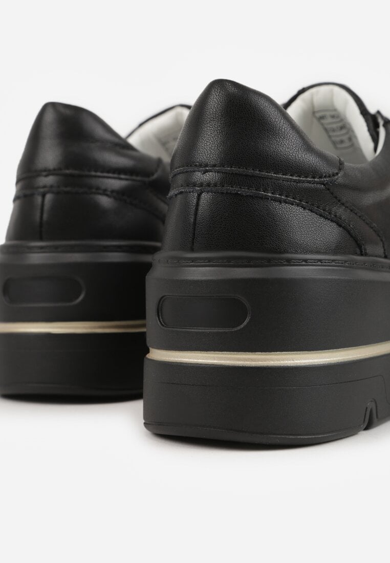 Czarne Sneakersy na Koturnie ze Skóry Naturalnej z Ozdobami Cnassophe